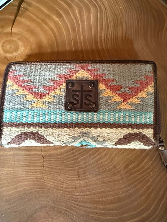 STS Ranchwear Handbags - Ranchweave Zip Wallet in Turquoise & Brown